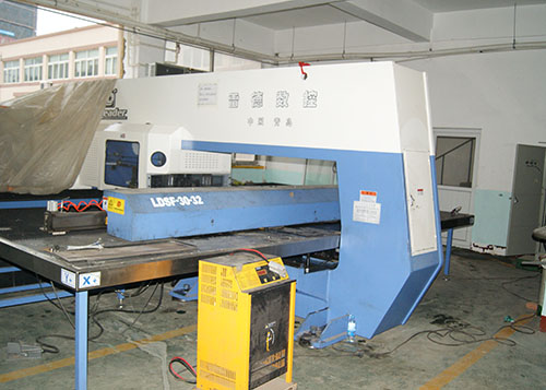 阿玛达数控折弯机设备